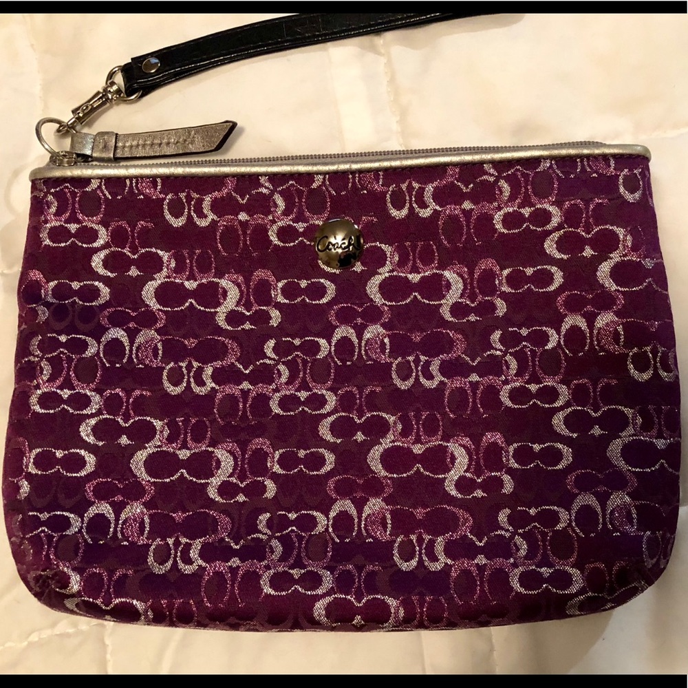Coach Wristlet 💜💜 Purple/Silver
